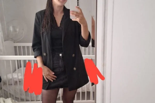 Evli Genç Hatunun Geniş Arşivi