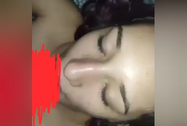 Genç Güzel Kız ve S2cisi