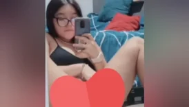 Gözlüklü Seksi Hatun