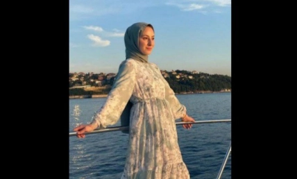 Türbanlı Evli Çift