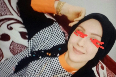 Türbanlı Nermin