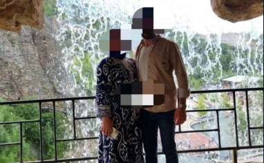 Evli Çift Türbanlı