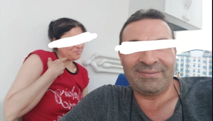 Evli Olgun Türbanlı Çift